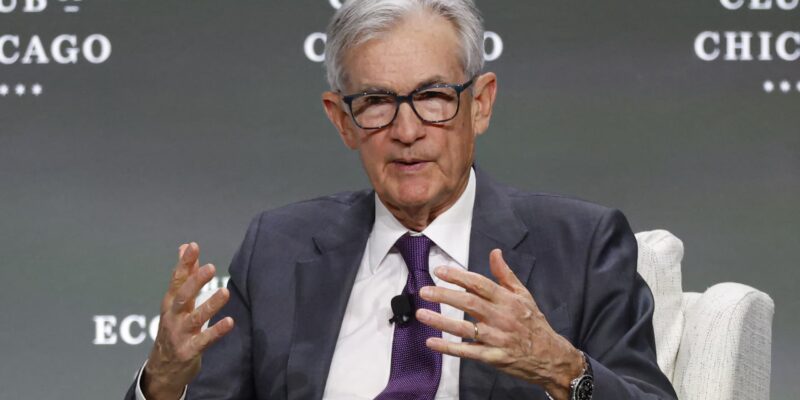 2 big things to watch this week as the S&P 500 looks to extend its historic win streak